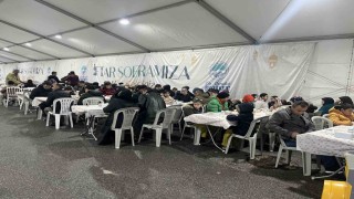Büyükşehirin iftar sofraları gönüllere dokunuyor