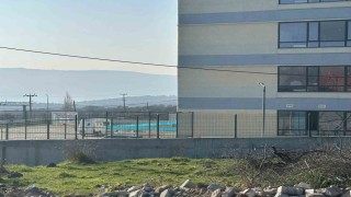 Çanakkalede lise öğrencisi okulun 3. katından atlayarak hayatını kaybetti
