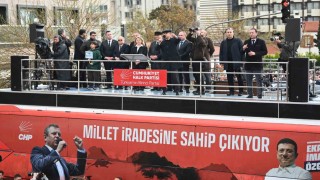 CHP Genel Başkanı Özel Kuşadasında
