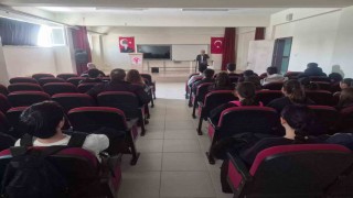 Çinede öğrencilere cami ve hayat temalı konferans verildi