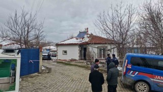 Çorumda yaşlı kadın evinde ölü bulundu