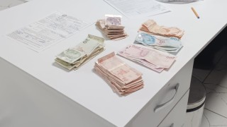 Cuma çıkışı dilencilere zabıta baskını: Üzerlerinden binlerce lira çıktı