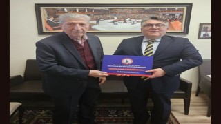 Cumhurbaşkanlığı Yüksek İstişare Kurulu Üyesi Köksal Toptan, Rektör Özölçeri makamında kabul etti