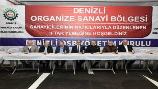 Denizli OSB Yönetim Kurulu Başkanı Baltalı ve iş insanları iftarda öğrencilerle buluştu