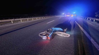 Devrilen motosikletin sürücüsü hayatını kaybetti