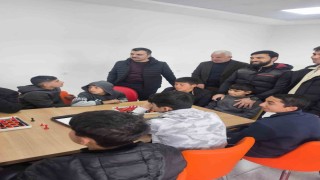 Dicle Kaymakamı Atış, gençlik kampında sporcu gençlerle buluştu