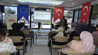 Dicle Yerel Eylem Grubu Derneğinden muhtar, kandın ve gençlere IPARD III eğitimi