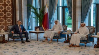 Dışişleri Bakanı Fidan, Katar Emiri Al Thani ile bir araya geldi