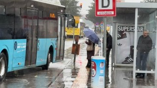 Diyarbakırda sağanak yağış hayatı olumsuz etkiledi