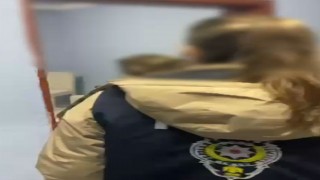 Dolapta Saklanan Hırsızlık Şüphelisi Yakalandı