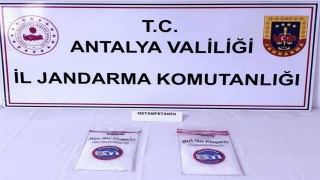 Döşemealtında uyuşturucu operasyonu