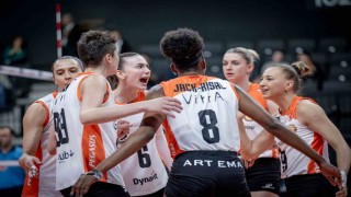 Eczacıbaşı Dynavit, Kupa Volleyde yarı finalde