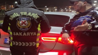 Ehliyetsiz yakalandı, 200 bin lira ceza yedi: Benim aracım o kadar etmiyor diyerek sitem etti