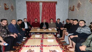 Elazığ Valisi Hatipoğlu, iftarda gençlerle buluştu