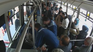 Elazığda otobüs şoförü rahatsızlanan yolcuyu hastaneye yetiştirdi