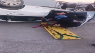 Elazığda otomobil takla attı: 2 yaralı