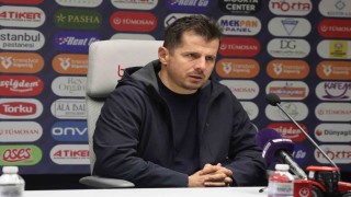 Emre Belözoğlu: Oyuncular için de bizim için de zor bir süreç