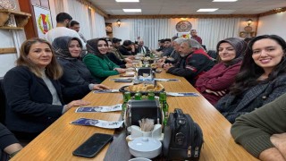 Erzincanda gazeteciler iftar programında bir araya geldi