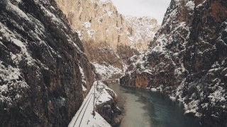 Erzincandaki kanyonlar turizmcilerin ilgisini çekiyor