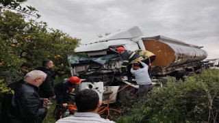 Erzinde tanker narenciye bahçesine uçtu