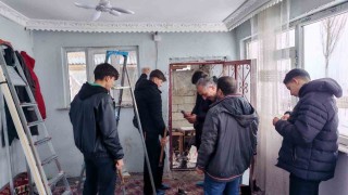 Erzurum Karaçobandan umudu büyüten iyilik hareketi: Bir ışık da sen yak