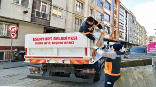 Esenyurt Belediyesi, kaba atıkları geri dönüşüme kazandırıyor