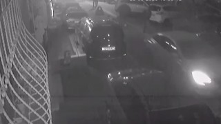 Esenyurtta film sahnelerini aratmayan çatışma; o anlar kamerada