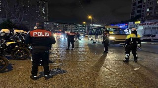 Esenyurtta polis ekiplerinden trafik denetimi