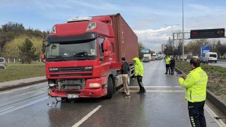 Eskişehirde 4 aracın karıştığı zincirleme kazada 1 kişi yaralandı
