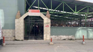 Eskişehirde babasının öldürdüğü 13 yaşındaki kız toprağa verildi