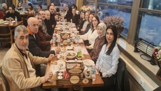 Eskişehirde sürücü kursu öğretmen ve personeli geleneksel iftar yemeğinde buluştu