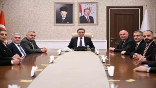 ETSO Başkanı Saim Özakalın ile ETSO yönetiminden Vali Aydın Baruşa hayırlı olsun ziyareti