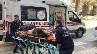 Evde düşerek yaralanan yaşlı kadının imdadına ekipler yetişti