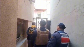 Evleri uyuşturucu serasına, tuvaletleri laboratuvara çevirmişler: 36 gözaltı