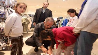Eyyübiyede yetim çocuklar bayramlık heyecanı yaşadı