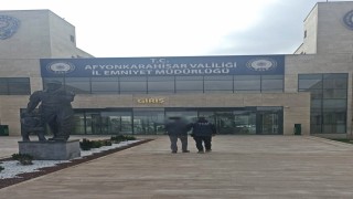FETÖden aranan eski komiser yardımcısını polis yakaladı