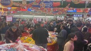 Fiyatı yarı yarıya düşen ete hücum ettiler