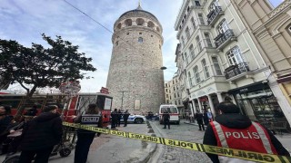 Galata Kulesinden atlayan kadın hayatını kaybetti