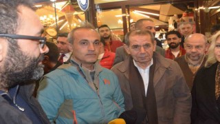 Galatasaray Başkanı Dursun Özbek depremzedelerle iftarda buluştu