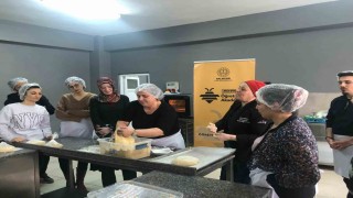 Gastronomi Akademisinde Dursunbey kabaklı ekmeği tanıtıldı