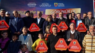 Gaziantep’te Çiftçilere Reflektör Desteği Başladı