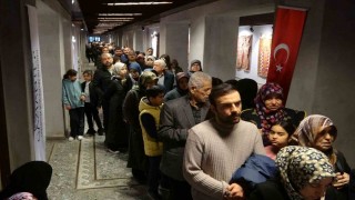 Gaziantepte Mukaddes Emanetler Sergisine yoğun ilgi: Uzun kuyruklar oluştu