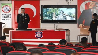 Gaziantepte öğrencilere jandarma mesleği tanıtıldı