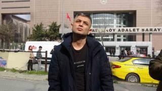 Gaziosmanpaşada duyma ve konuşma engeli bulunan kişinin telefonunu gasp eden ve benzin dökerek yakan sanık hakim karşısında