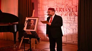 Gaziosmanpaşada İstiklal Marşının kabulünün 105inci yıl dönümünde Mehmet Akif Ersoy anıldı