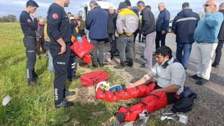 Gelen telefonla şantiyeye geri dönmek için ani manevra yaptı, muhtemel faciadan dönüldü