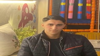 Göğsünden bıçaklanan 17 yaşındaki çocuk hayatını kaybetti