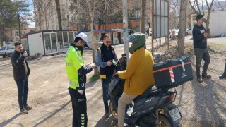 Gölbaşında trafik uygulamaları devam ediyor