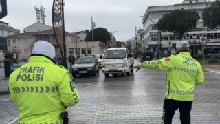 Gönende trafik denetimleri sürdürülüyor