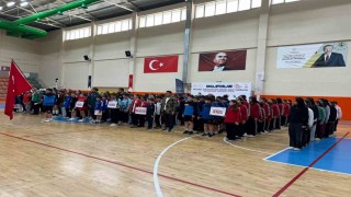 Hentbol Şampiyonası Aydının ev sahipliğinde başladı